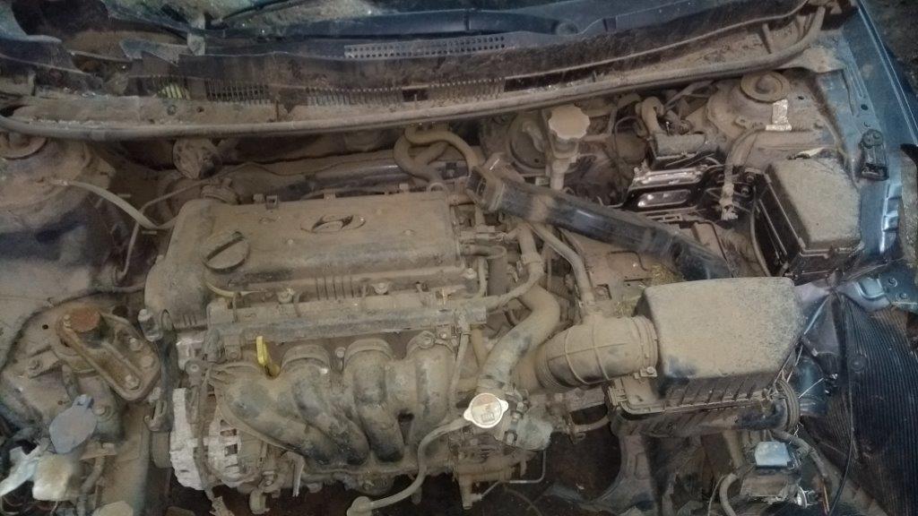  Hyundai ACCENT 2013    EN DESARME